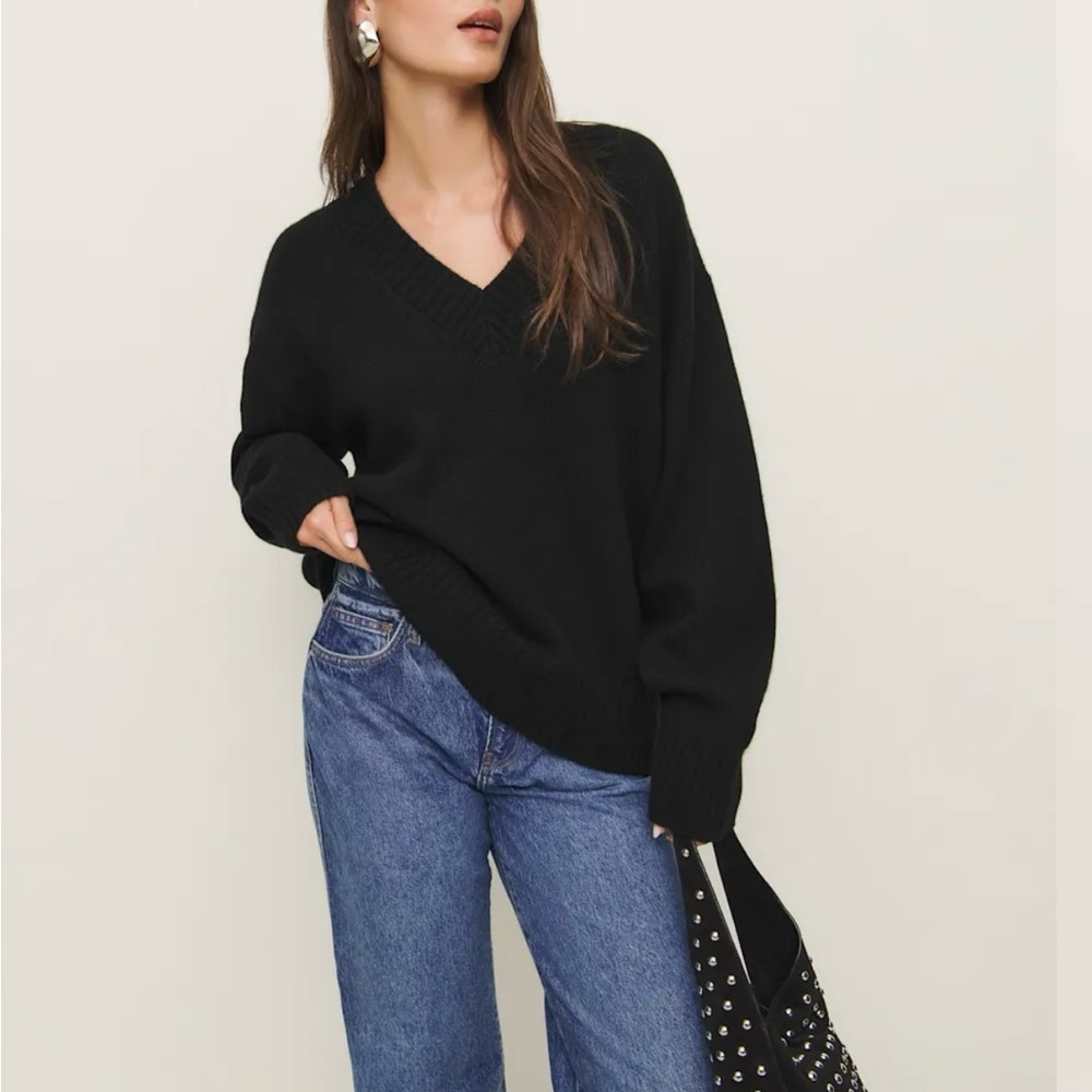 Reformation Jadey Black V-Neck Oversized Sweater